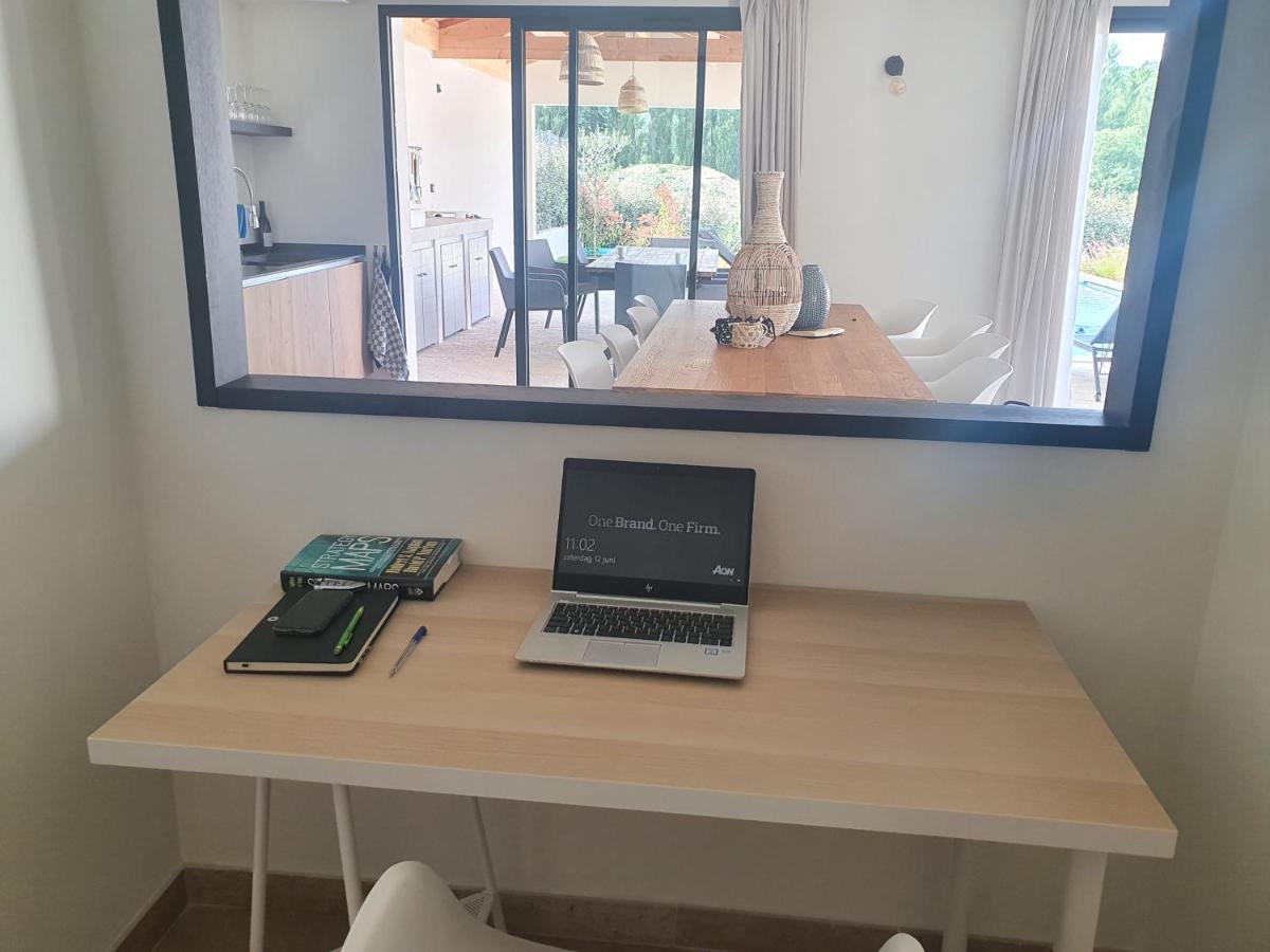 Onze Villa In Provence, Mont Ventoux, New Luxury Villa, Private Pool, Stunning Views, Outdoor Kitchen, Big Green Egg Malaucène المظهر الخارجي الصورة