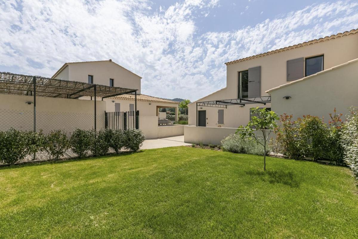 Onze Villa In Provence, Mont Ventoux, New Luxury Villa, Private Pool, Stunning Views, Outdoor Kitchen, Big Green Egg Malaucène المظهر الخارجي الصورة